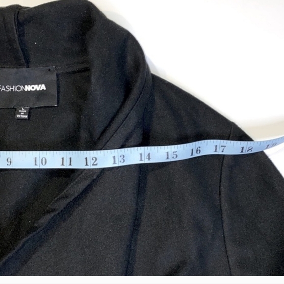 Fashion nova coat - Picture 11 of 11